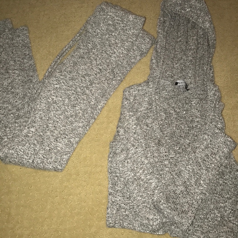 FASHION NOVA BLACK x GRAY KNIT SET